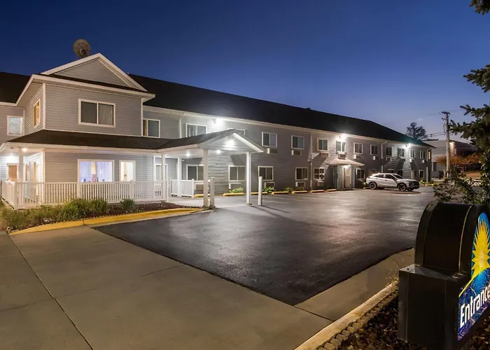 Days Inn By Wyndham Ames